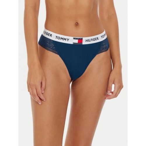 Tommy Hilfiger γυναικείο σλιπ (thong) με δαντέλα σε σκ.μπλε χρώμα ,89%polyamide 11%elastane UW0UW05619 XLG